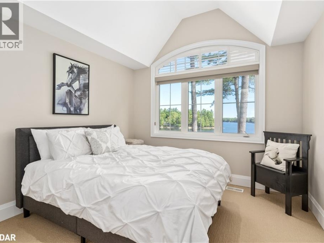 1043 FORTUNES Trail, 