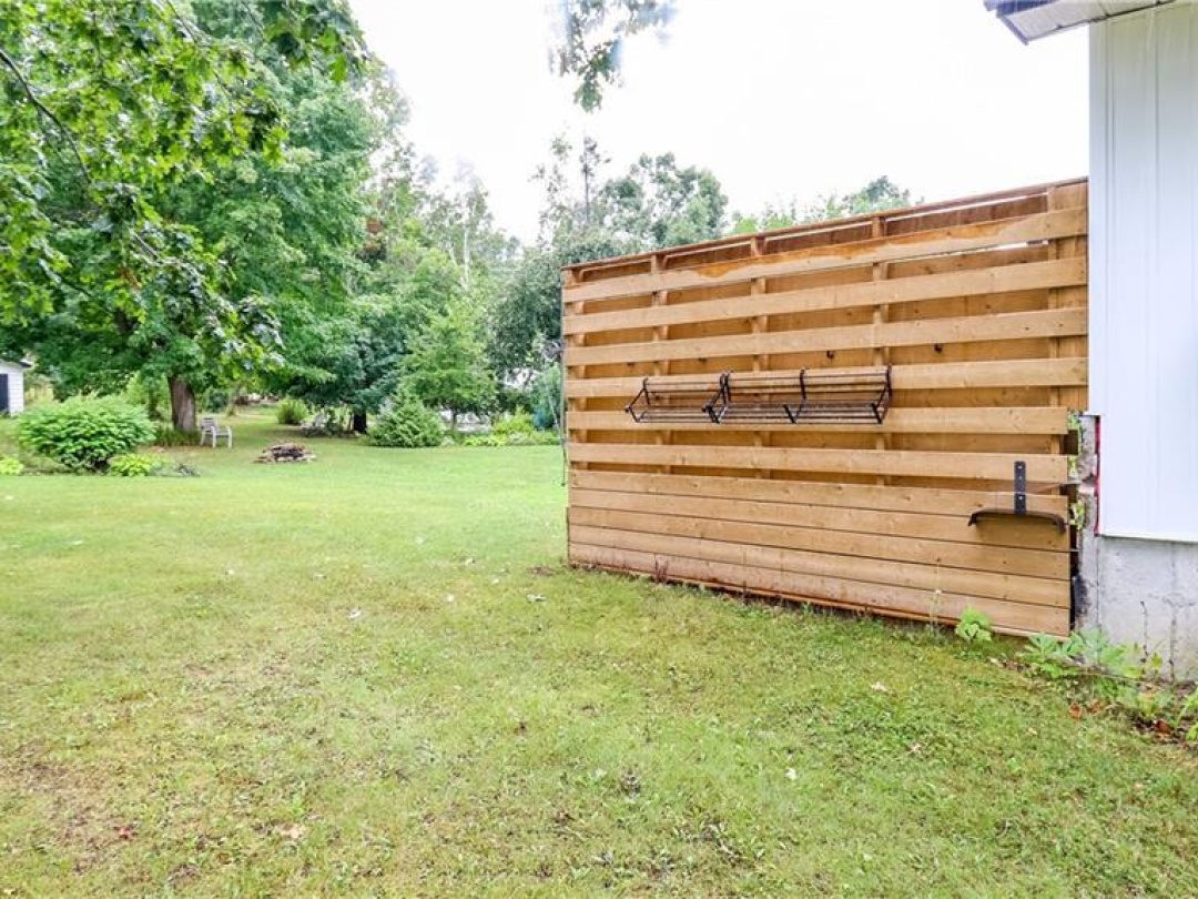 14 CONDER Drive, 