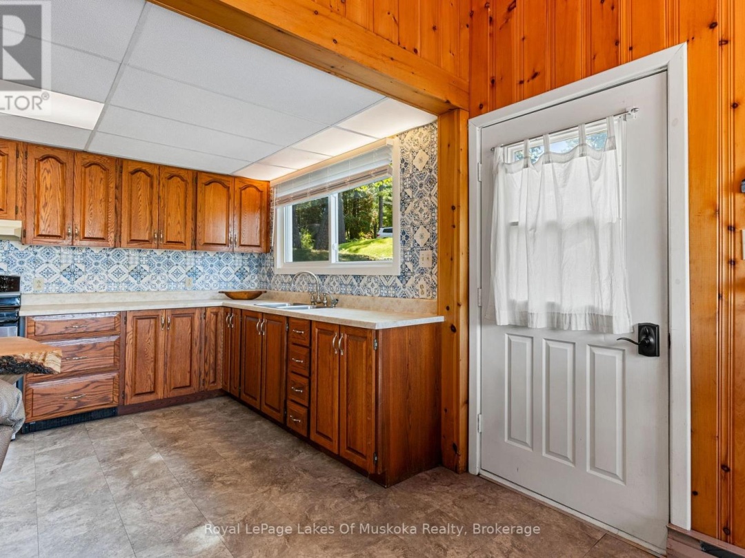 4 - 1379 MUSKOKA ROAD 169, Pine Lake