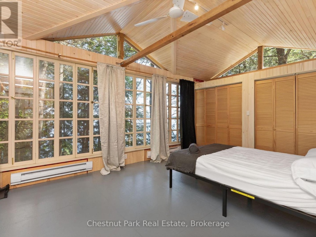 29 Island 26Lm, Lake Muskoka