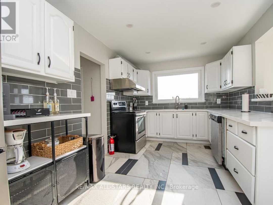 122 FENELON DRIVE, 