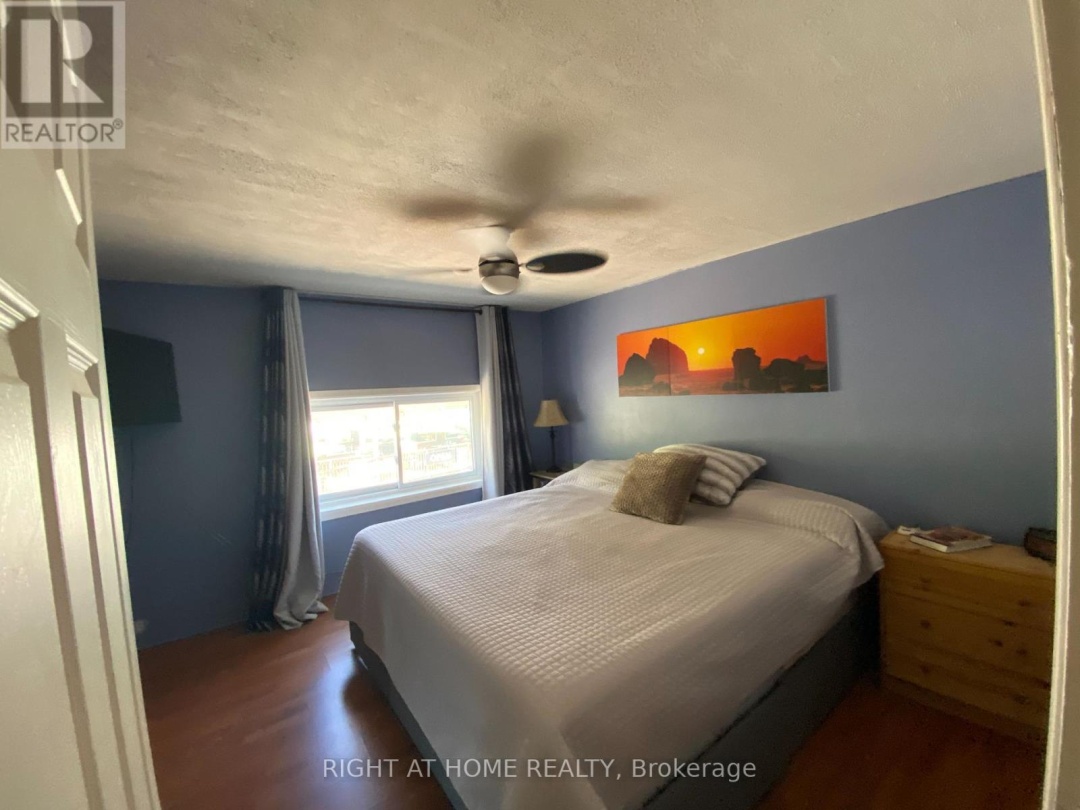 1725 Earl Haid Avenue, Severn Lake