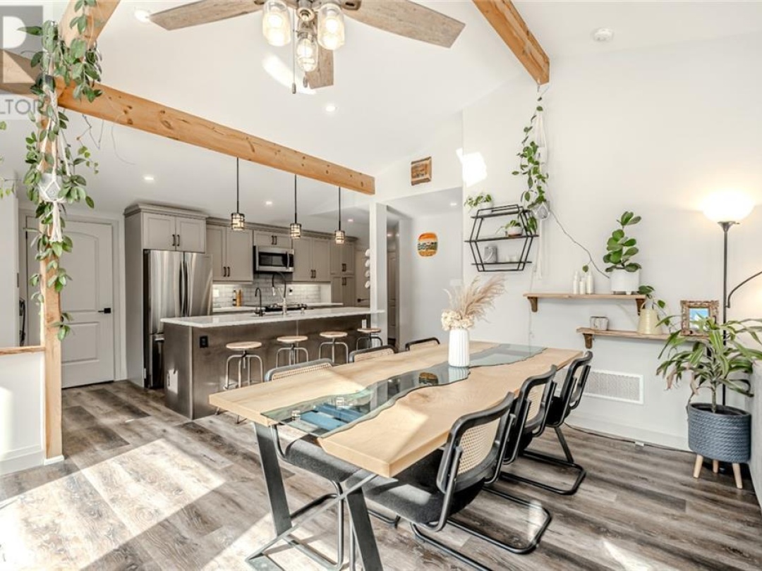 1710 Sandhill Road, Waubaushene