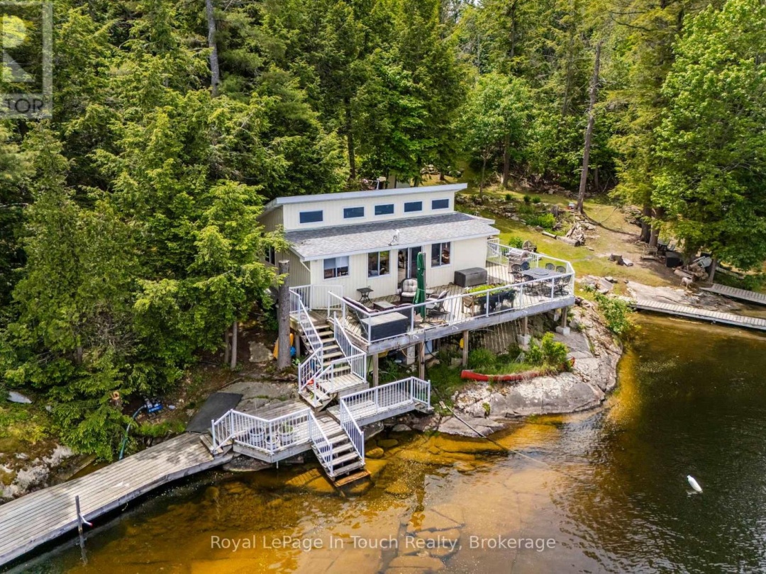 4 IS 270 SIX MILE LAKE ISLAND, 