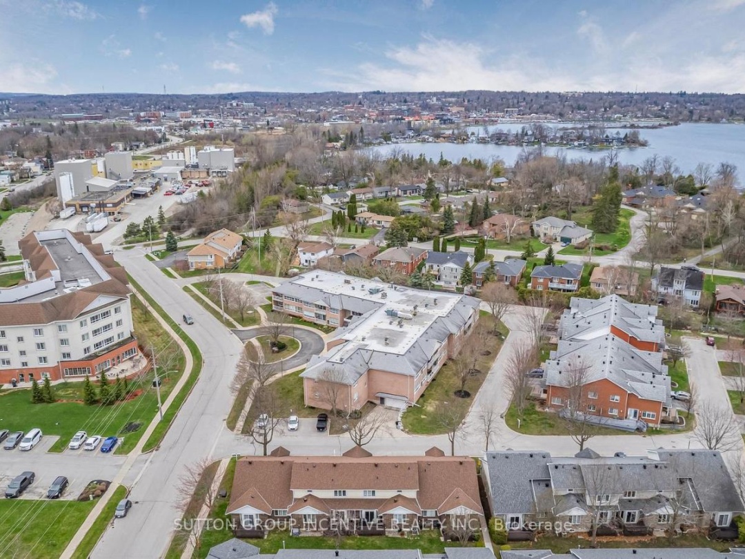 403 - 40 MUSEUM DRIVE, 