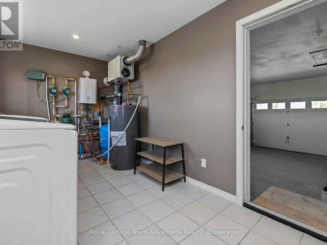 28 Meadowcrest Drive, McDougall