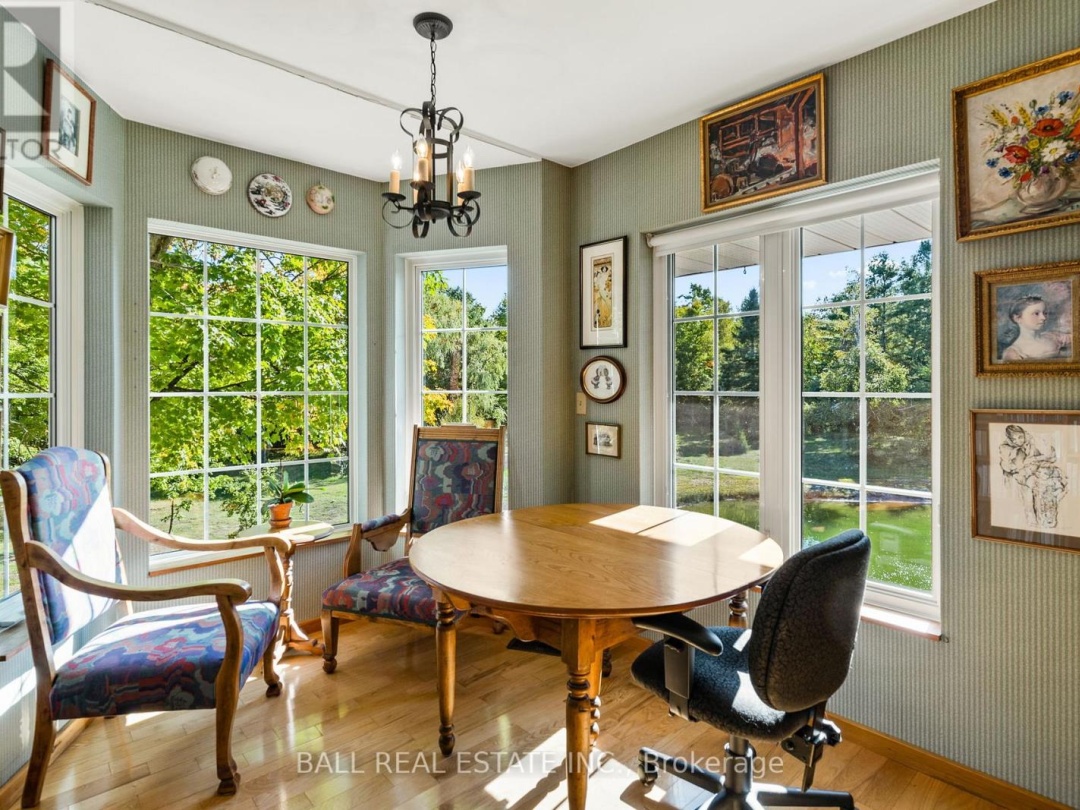 849 COUNTY RD 49, 