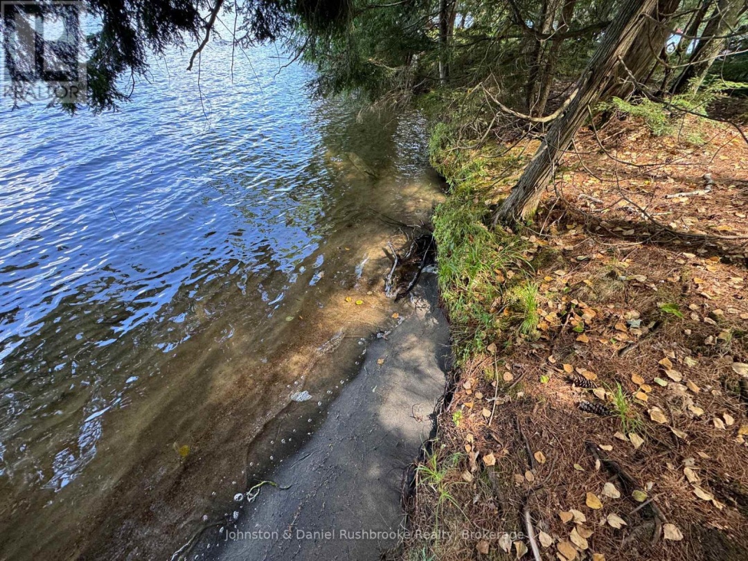 2 ISLAND 24LM (DENISON), 