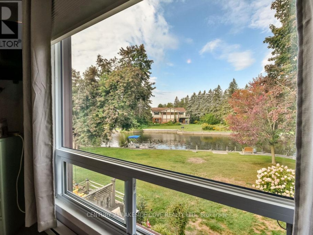 UNIT #7 - 70 LAGUNA PARKWAY, 