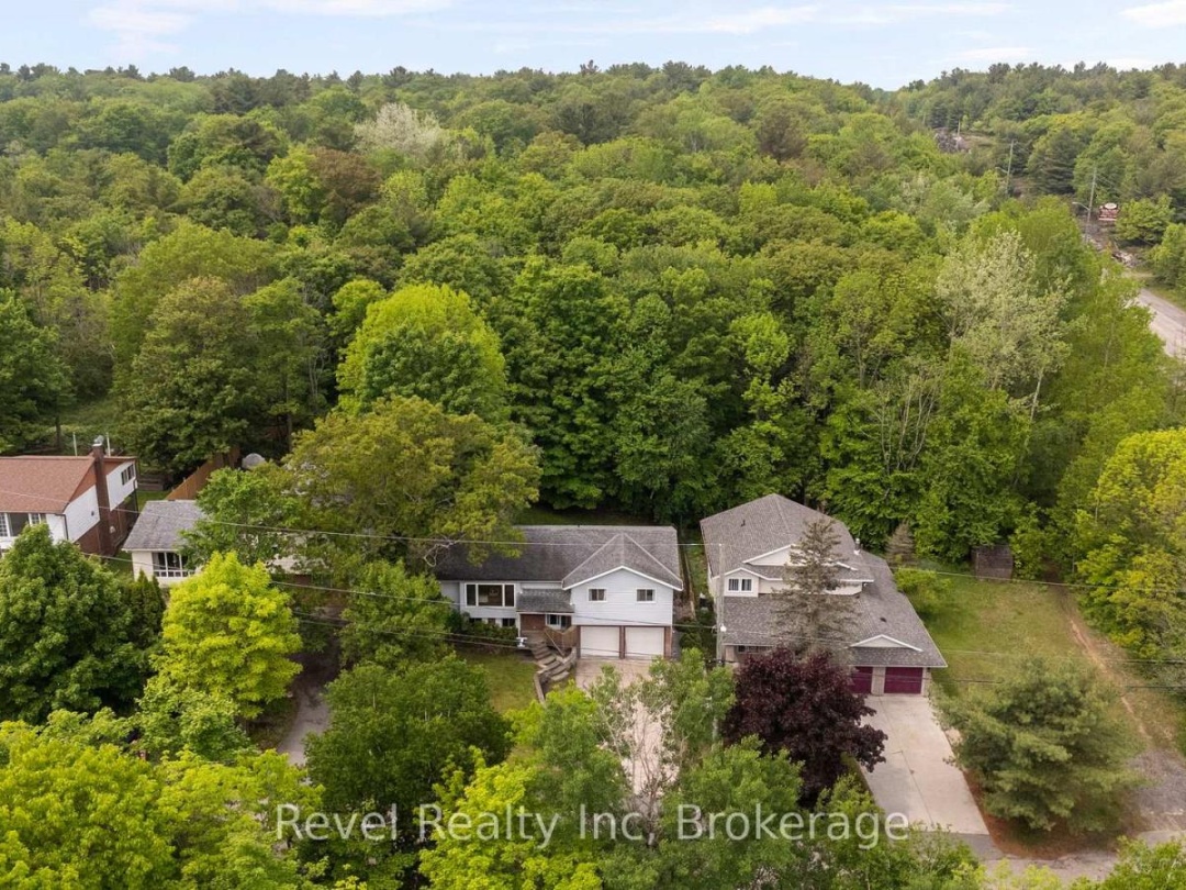 35 MACKLAIM DRIVE, 
