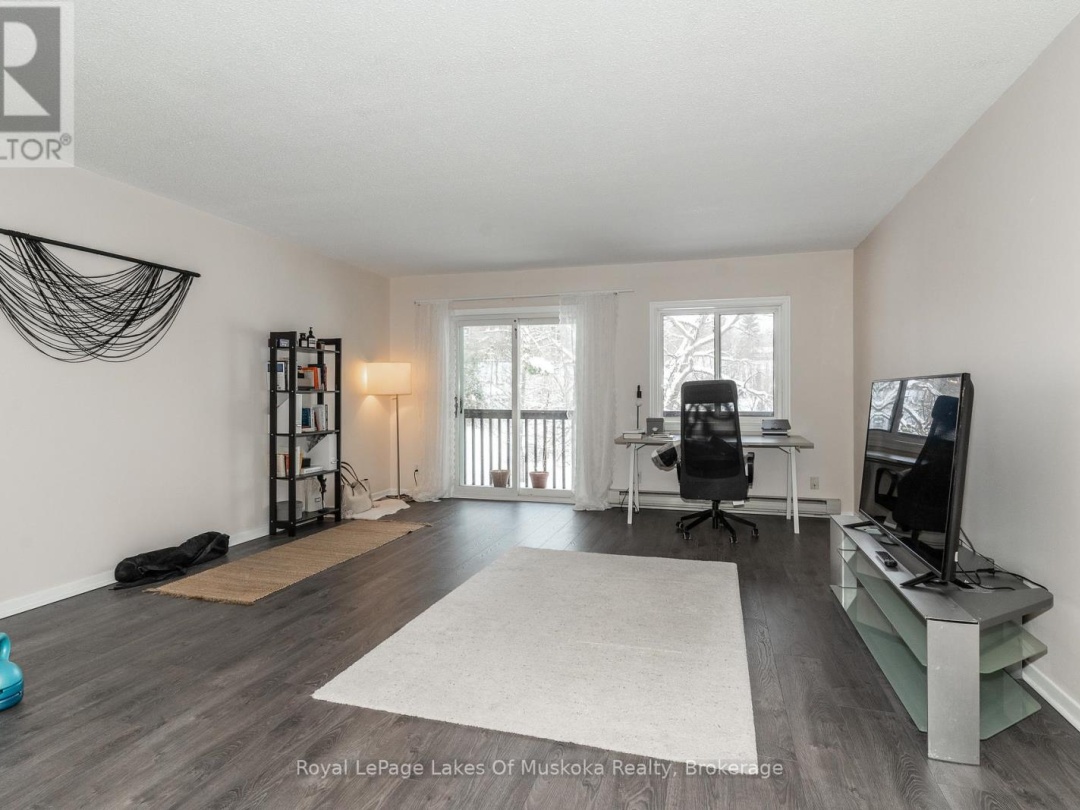10 - 142 ECCLESTONE DRIVE, Muskoka River