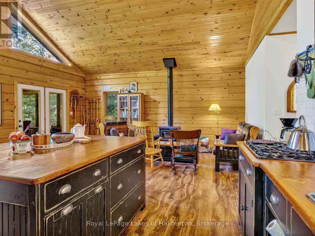1880 BOLDTS LANE, 