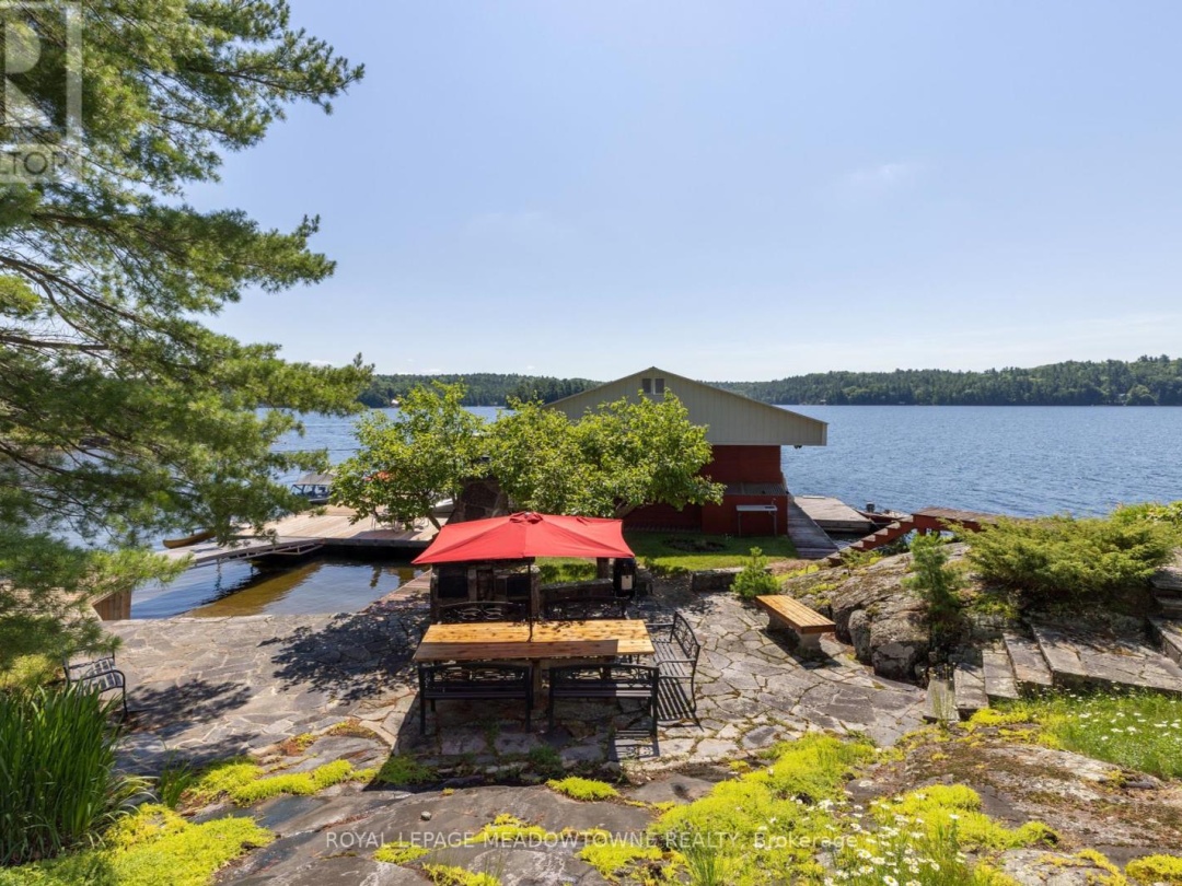 1 B721 GALT ISLAND, Georgian Bay
