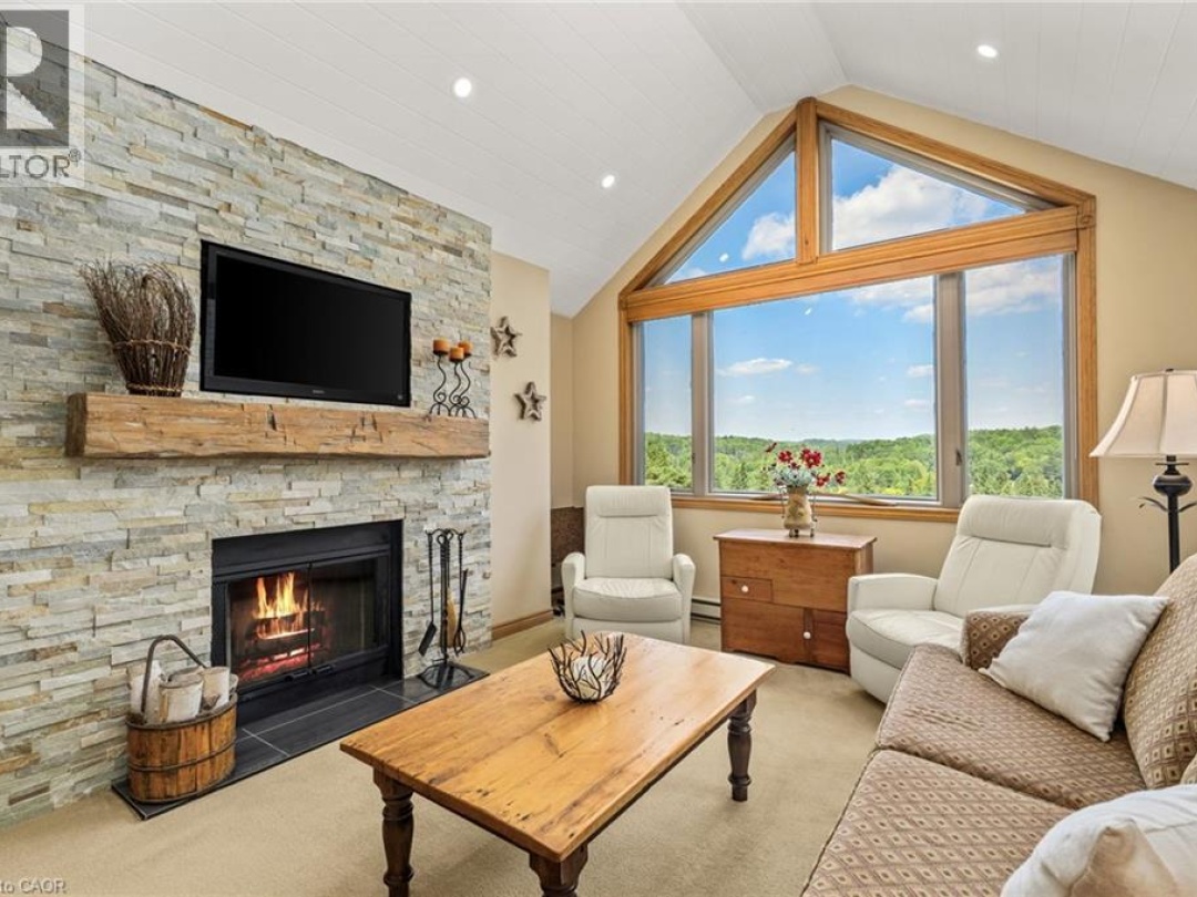 131 GRANDVIEW HILLTOP Drive Unit# 1, 