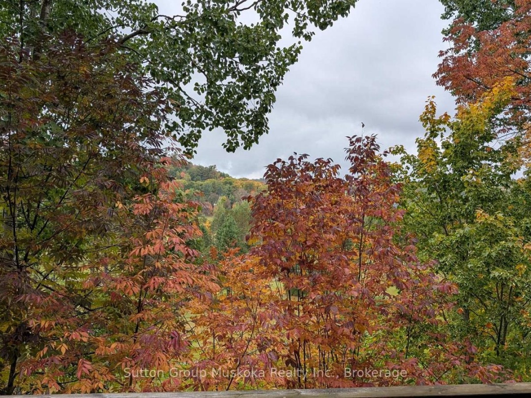 27-202 GOLFVIEW - DEERHURST DRIVE, Peninsula Lake