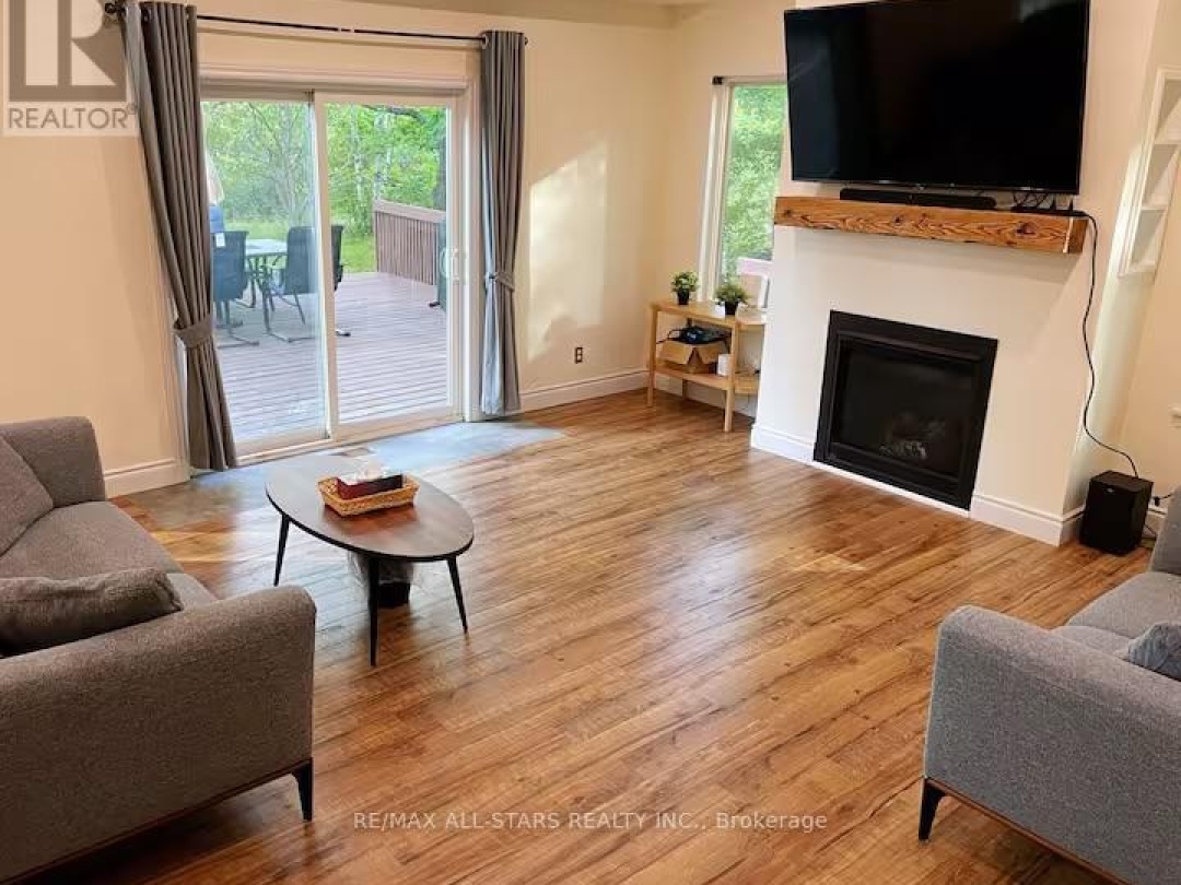 382 COUNTY RD 36, Trent Lakes