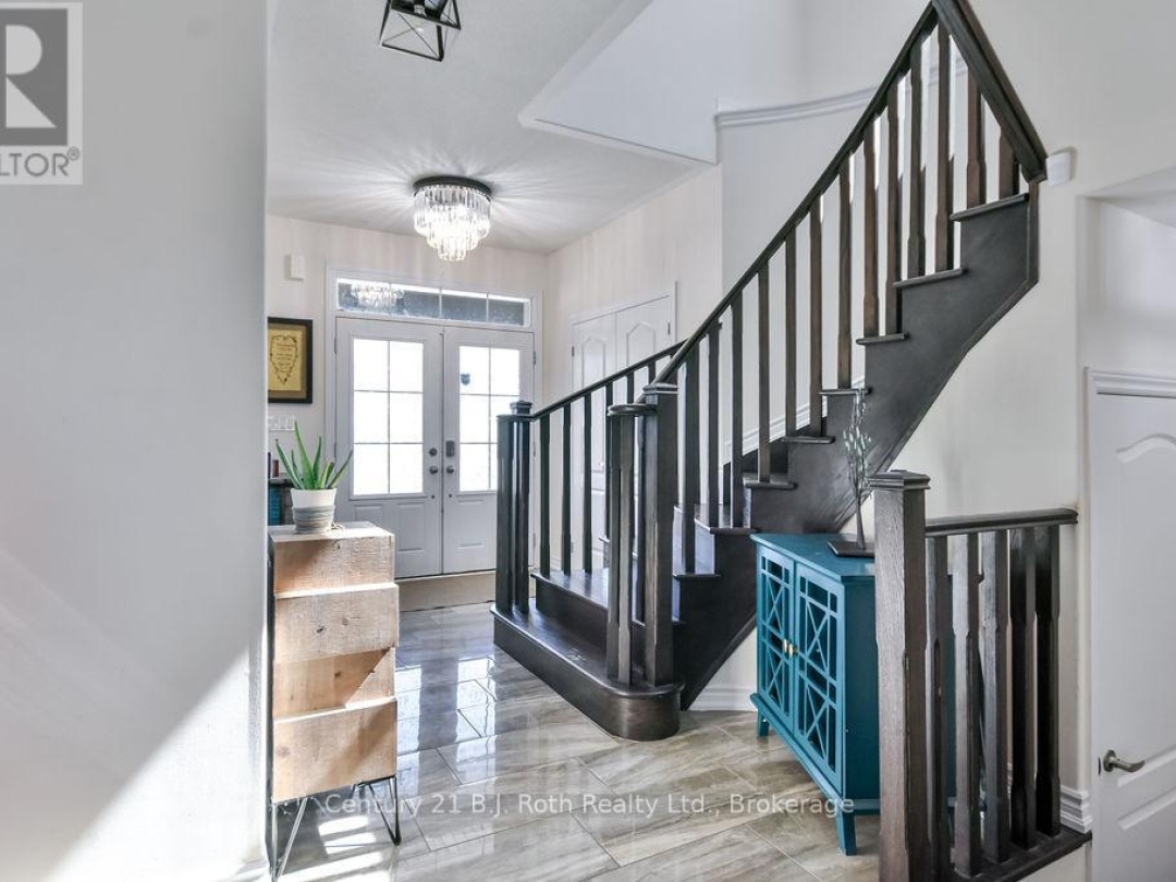 3040 Orion Boulevard, Orillia
