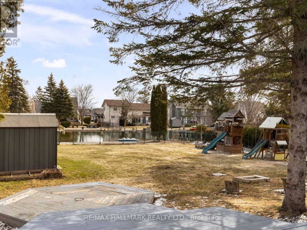 13 Pinetree Court, Simcoe Lake