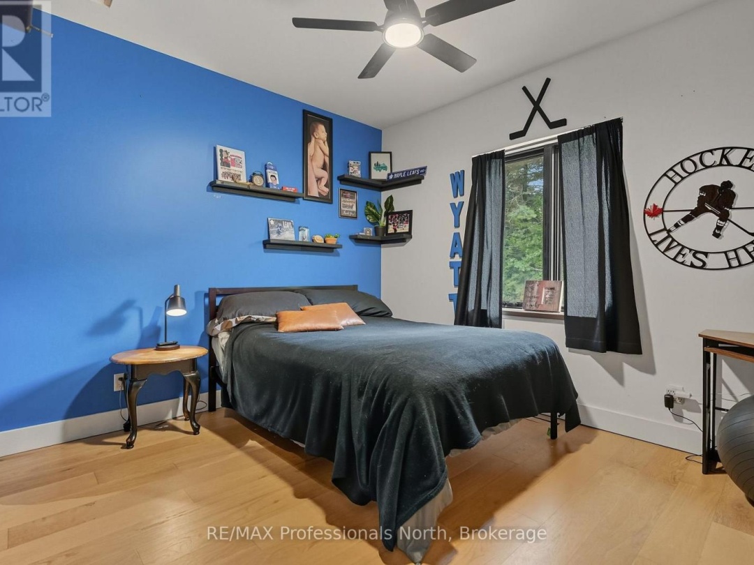 1064 NAISMITH ROAD, 