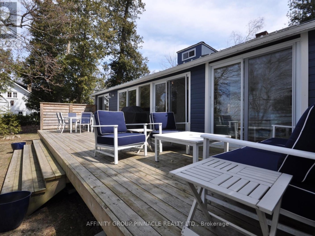 27250 Cedarhurst Beach Road, Lake Simcoe