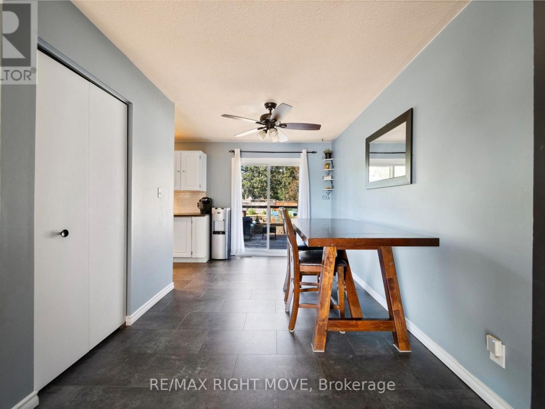 3 WESTMOUNT DRIVE N, 