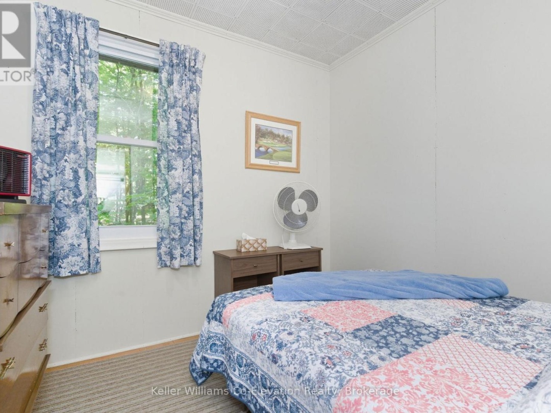3 CROSSINGVIEW LANE, 