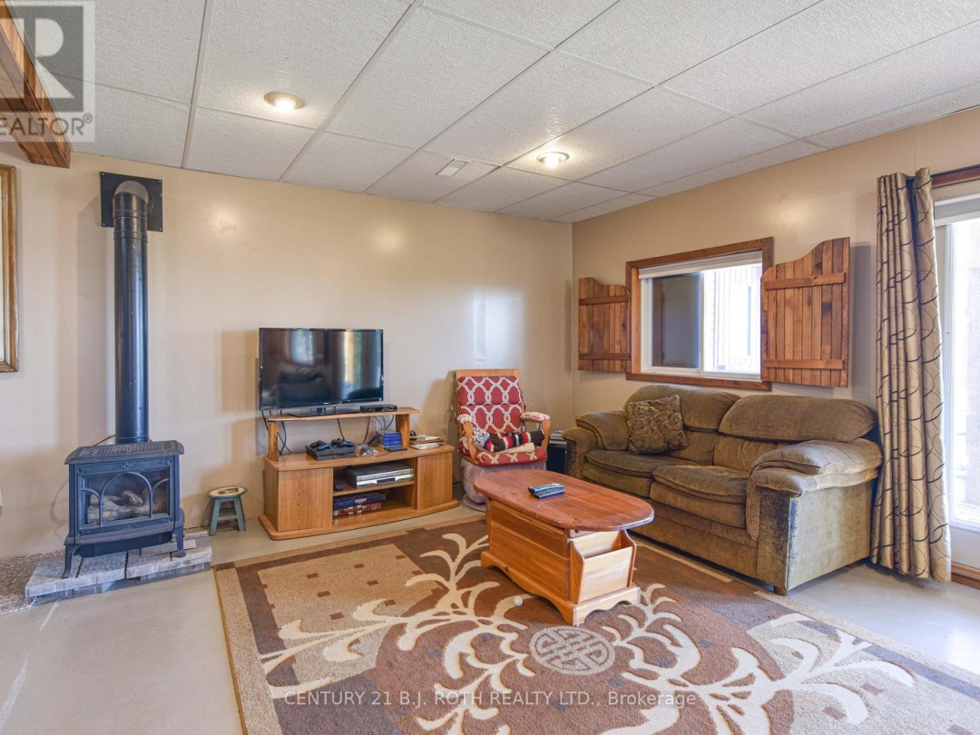 3801 Wood Avenue, Lake Couchiching
