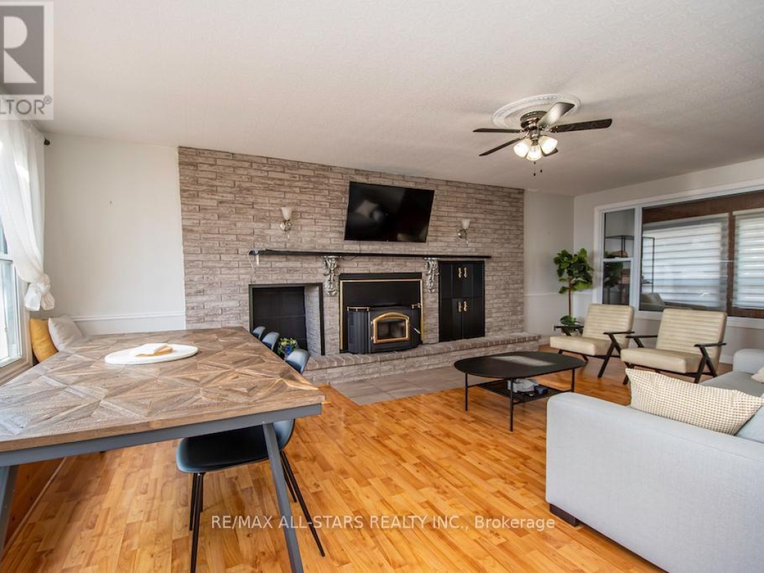 122 FENELON DRIVE, 