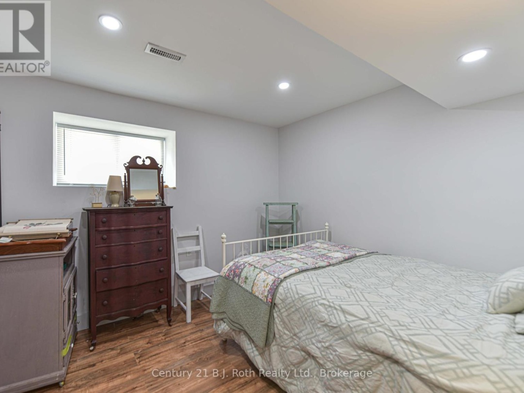 4035 Canal Road, Severn