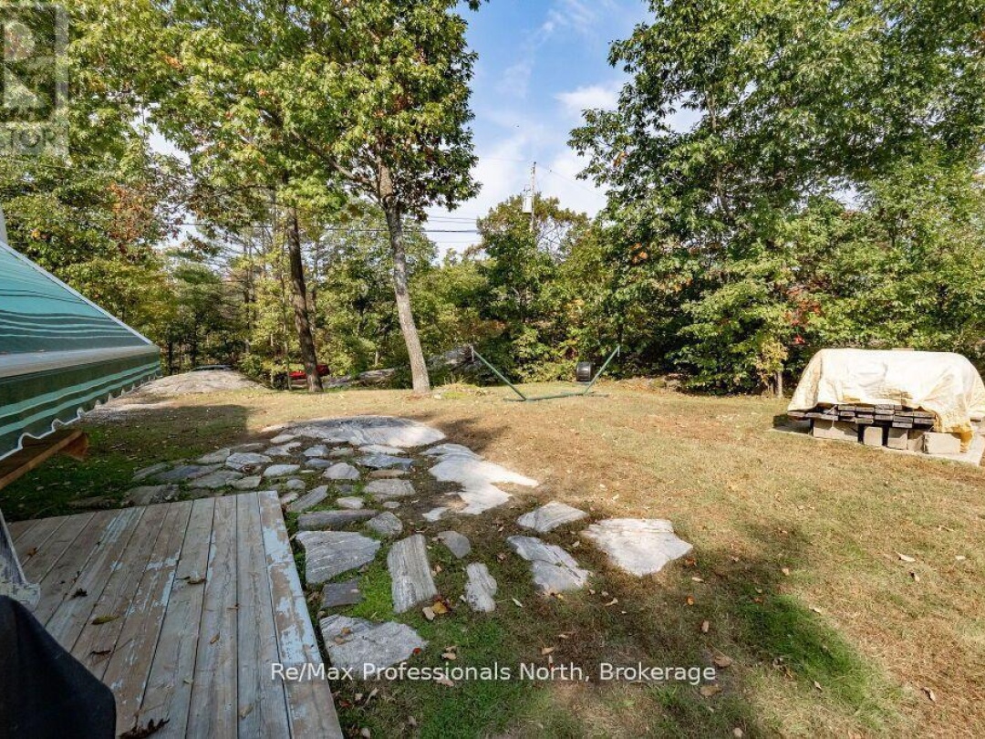 1006 BOOTH LANE, Pine Lake