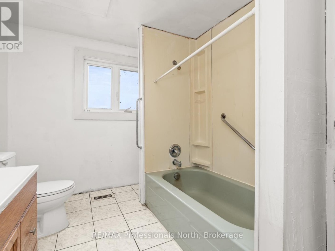 1127 FALLOWFIELD ROAD, 