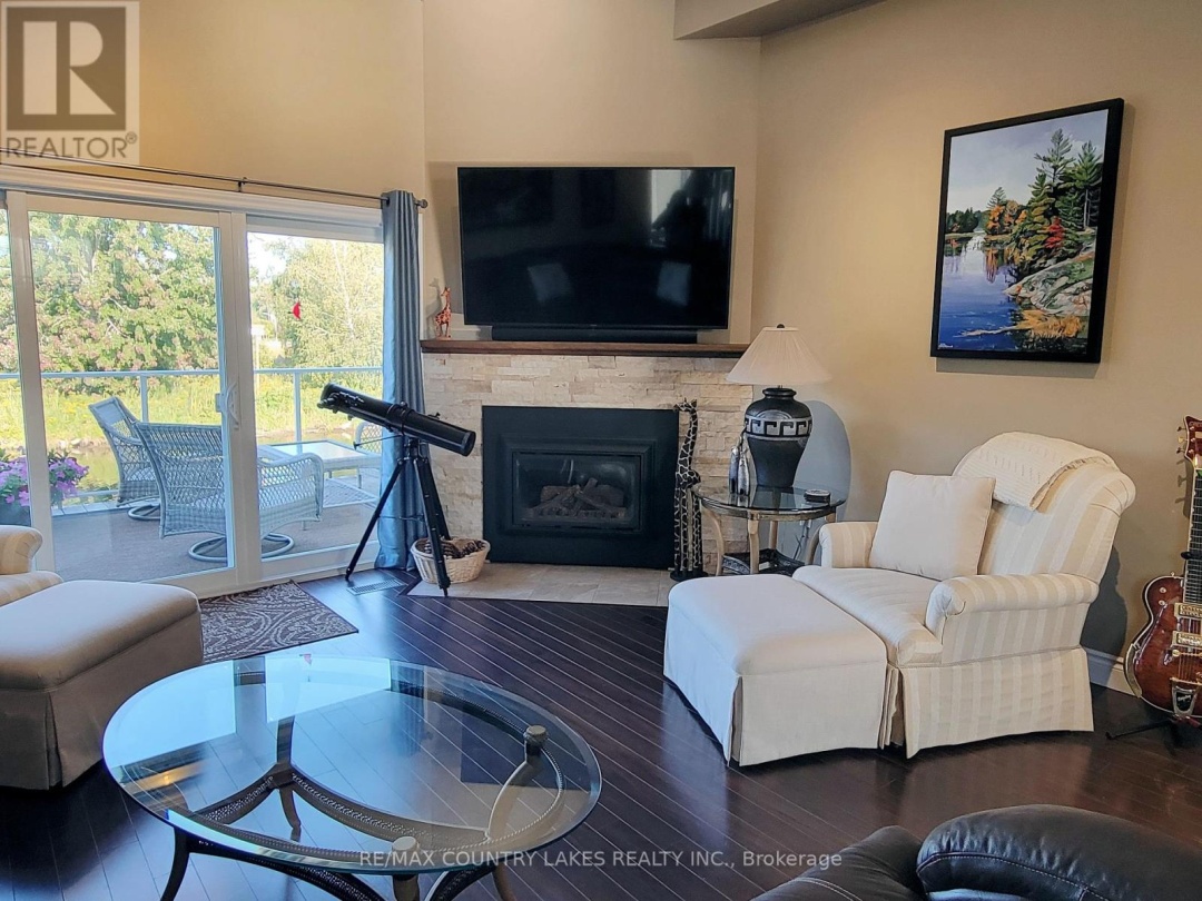 11 - 4 PARADISE BOULEVARD, 