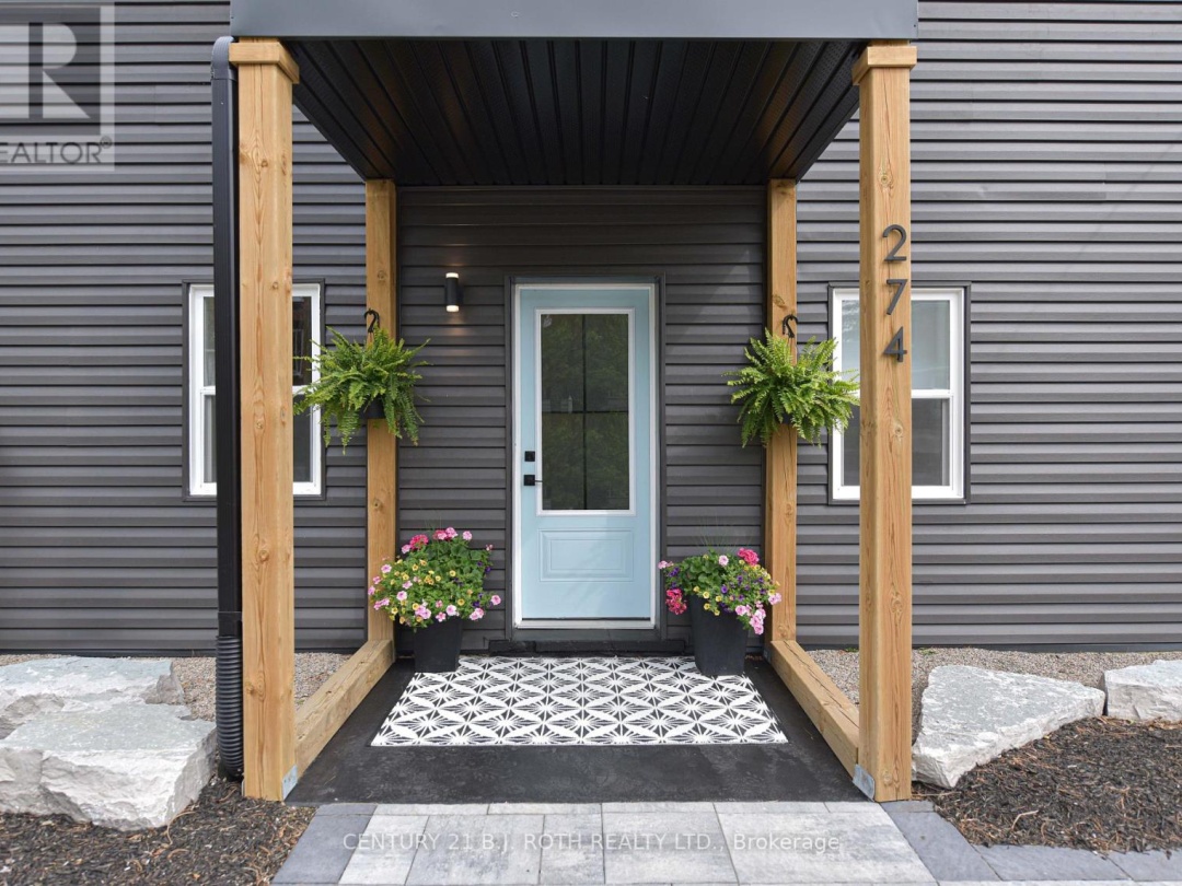 274 MISSISSAGA STREET W, 