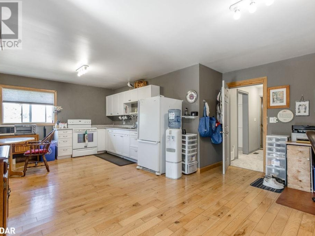 776 Monck Road 45, Head River