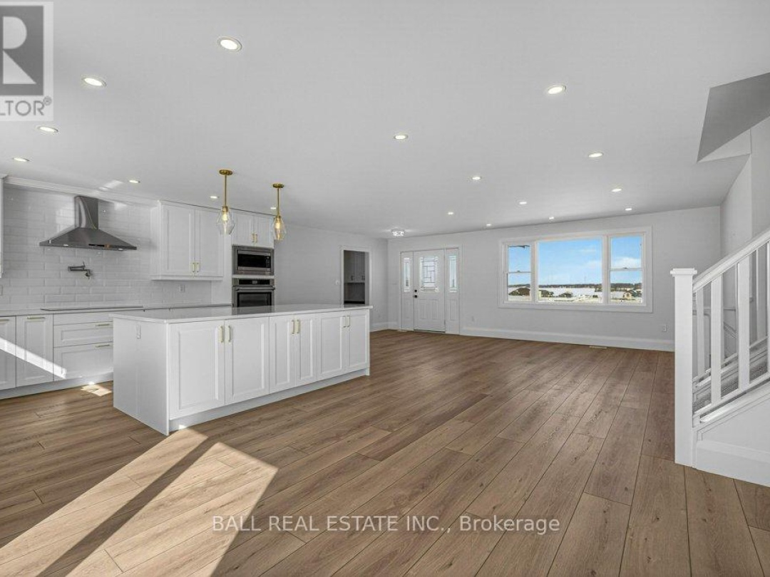73 LAKEVIEW CRESCENT, Pigeon Lake