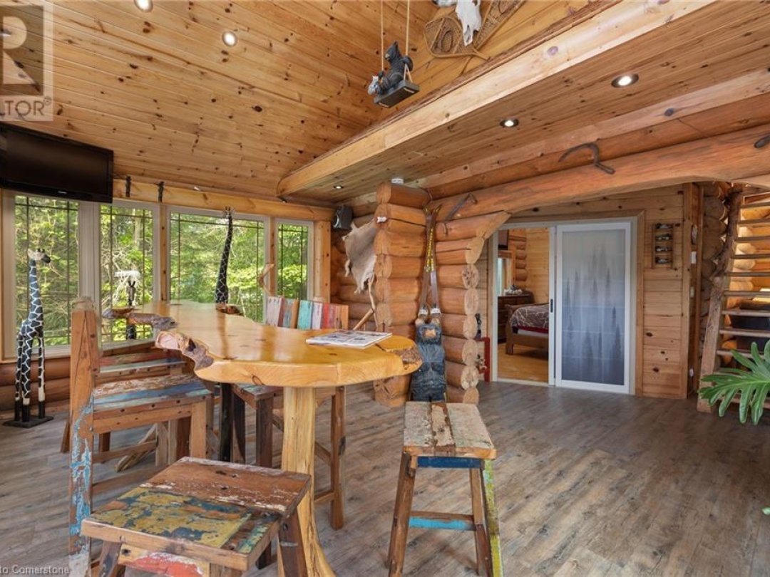 235 Loch Erne Road, Vowel Lake