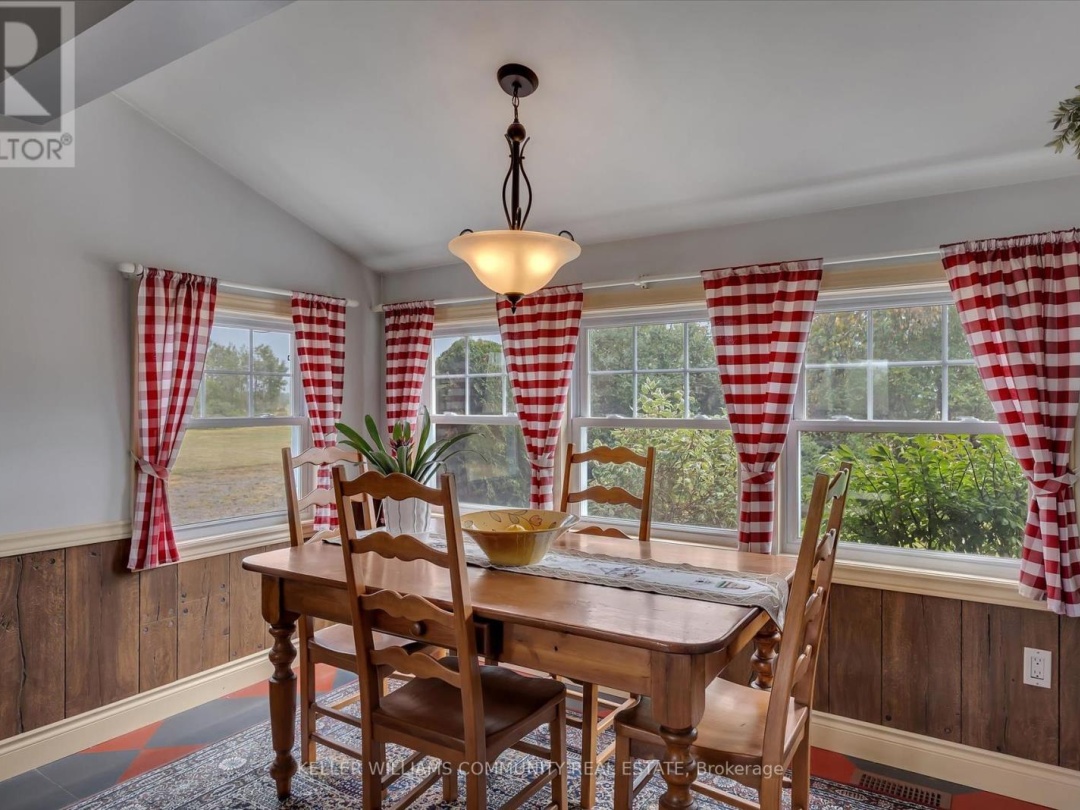 372 COUNTY ROAD 41 ROAD, 