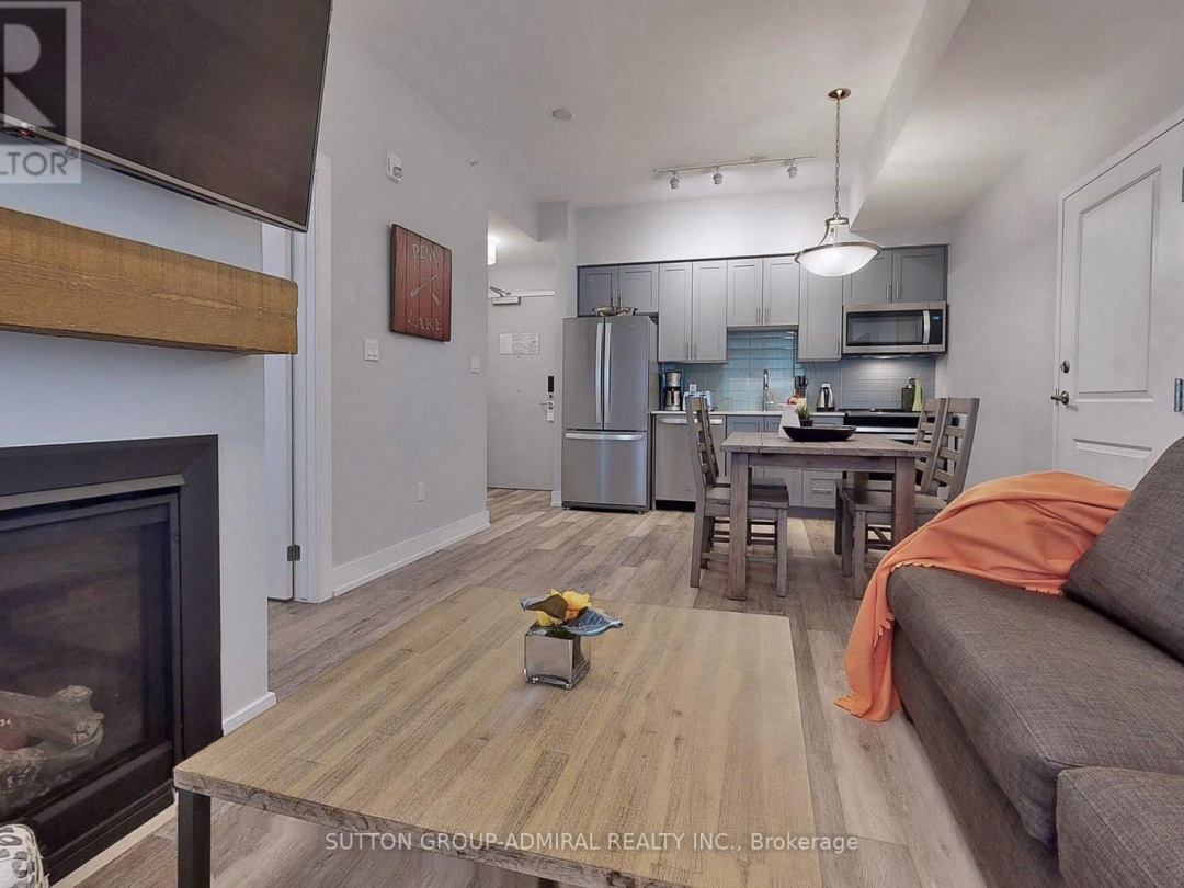 425 - 25 PEN LAKE POINT ROAD, 