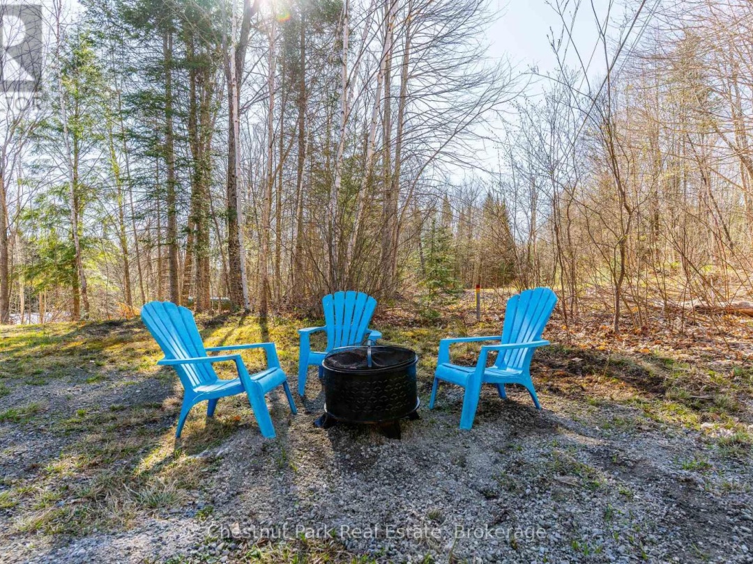 1581 Breckles Drive, Little Redstone Lake