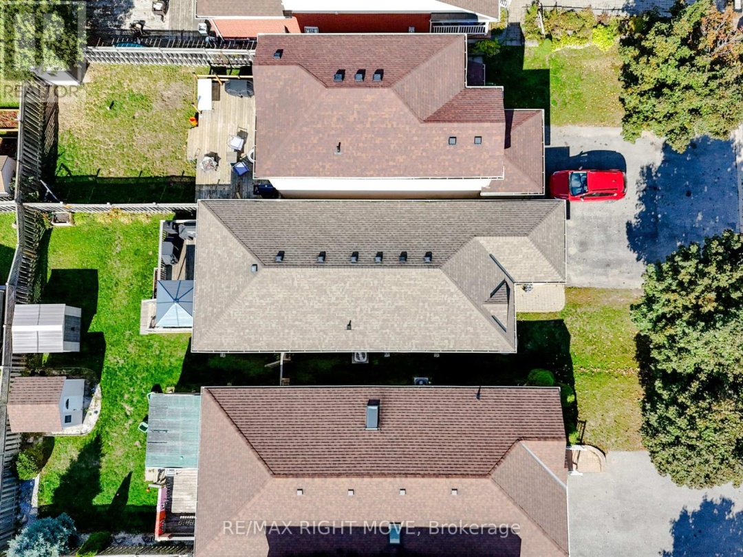 32 JULIA CRESCENT, 
