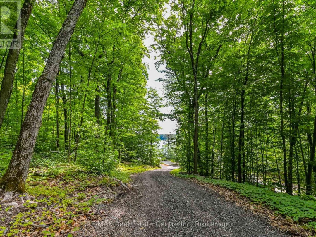 22 SOUTH CRANE LAKE ROAD, 
