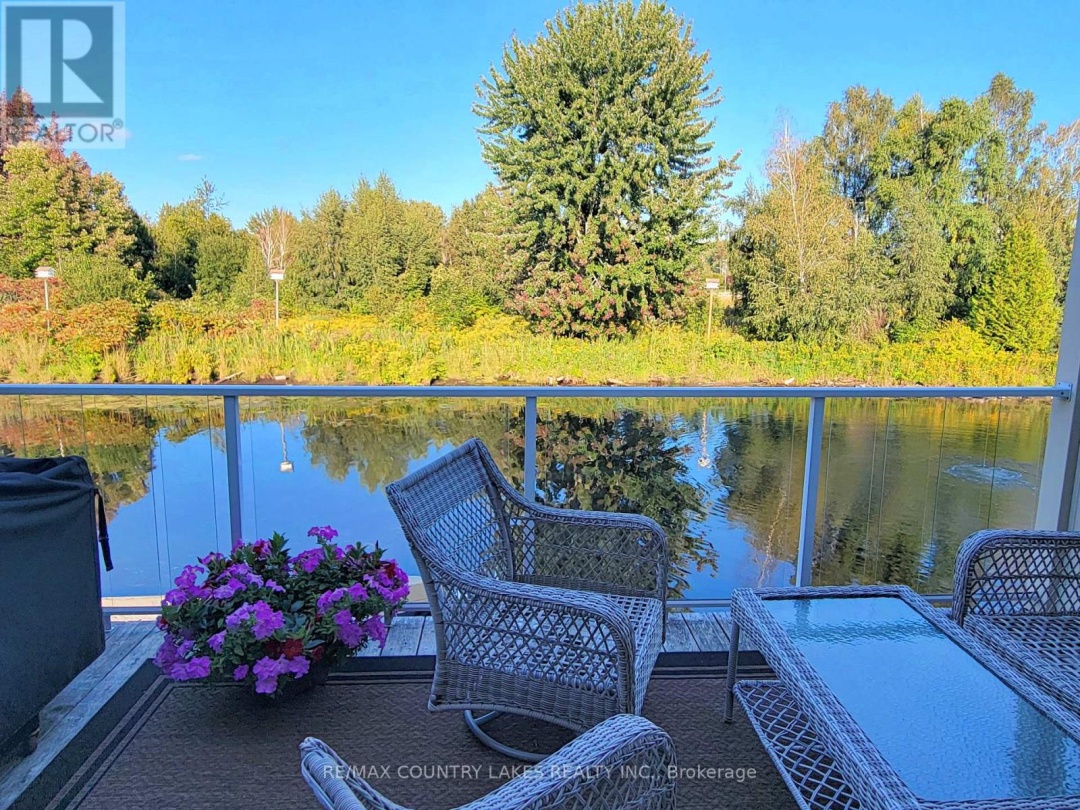 11 - 4 PARADISE BOULEVARD, 