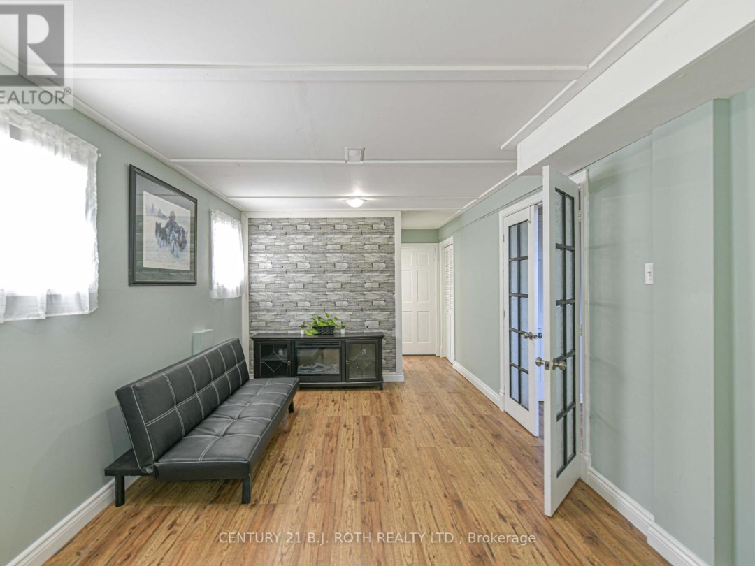 7576 CRONK SIDE ROAD, 