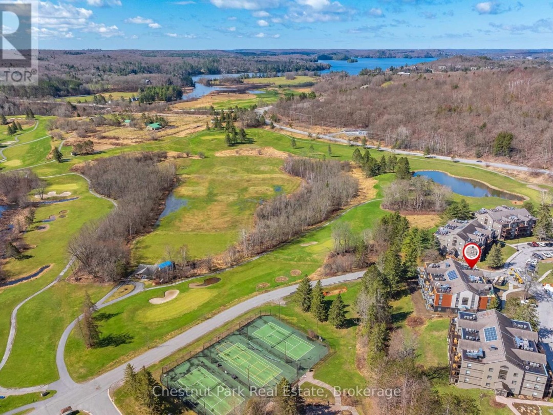 52 107 1235 Deerhurst Drive, Peninsula Lake