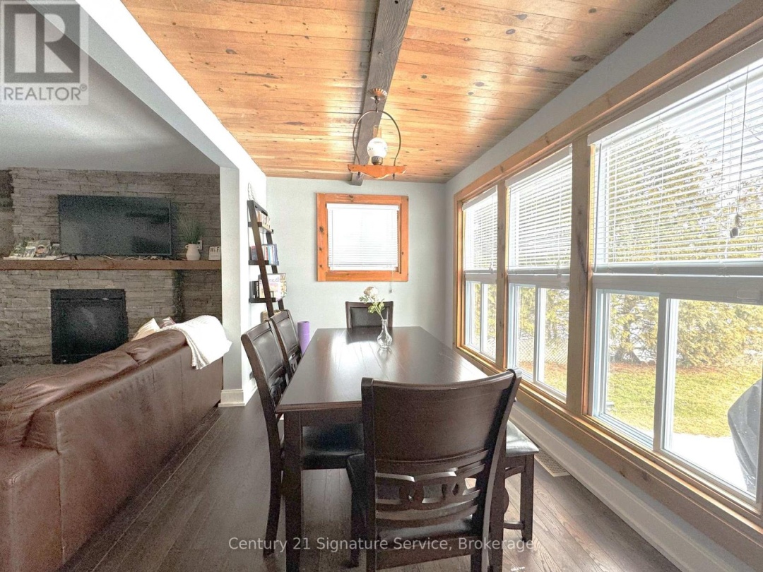 127 Maskinonge Road, Georgian Bay