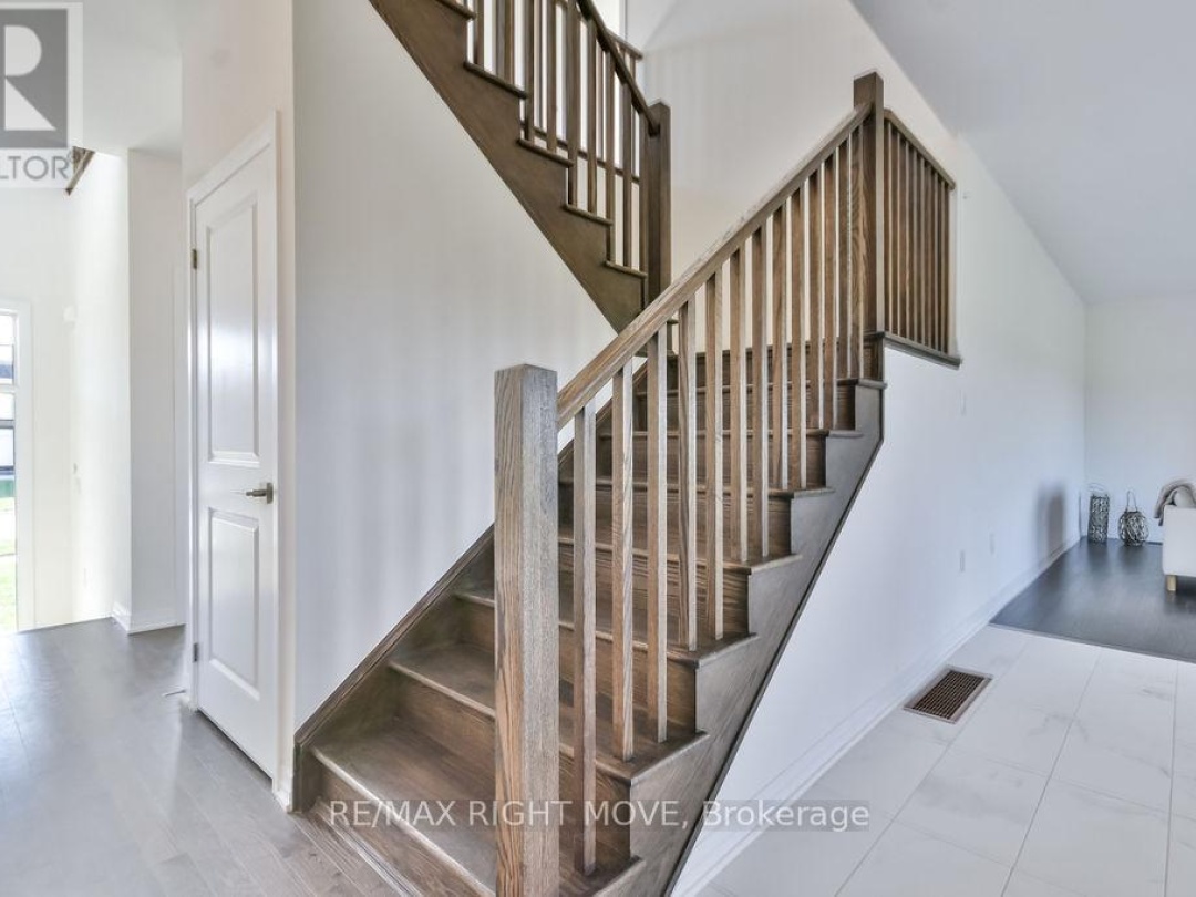 3721 QUAYSIDE DRIVE, 