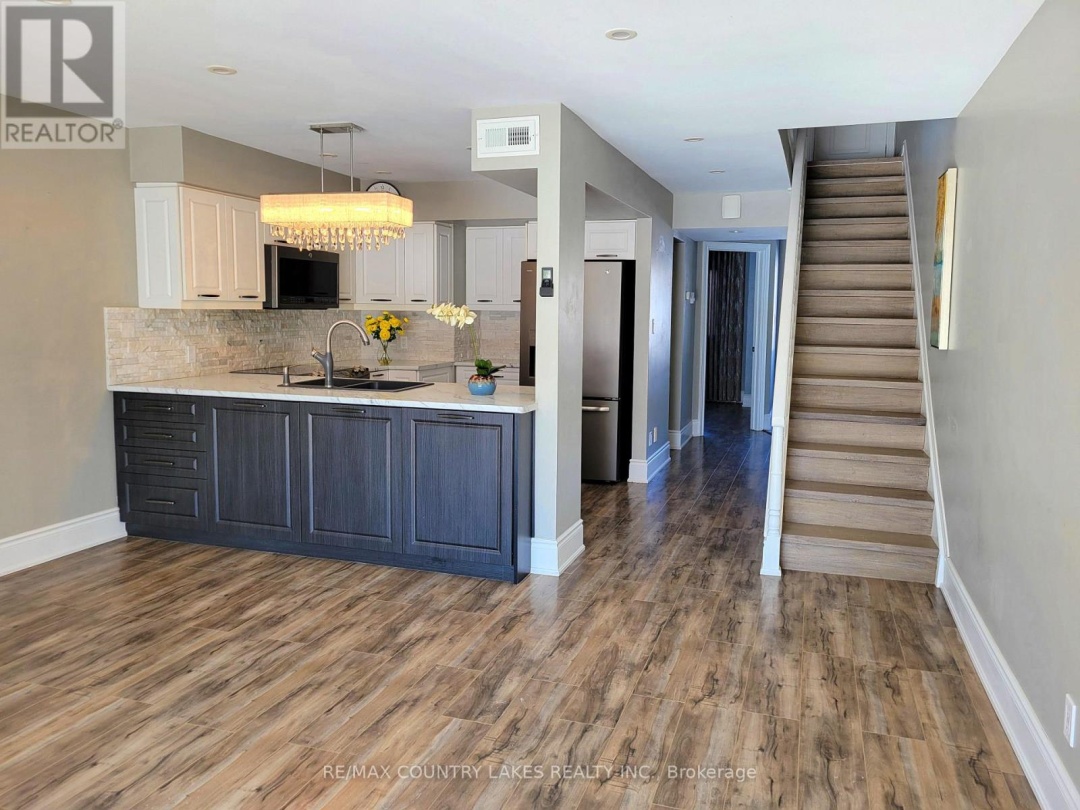 35 - 21 LAGUNA PARKWAY, Lake Simcoe