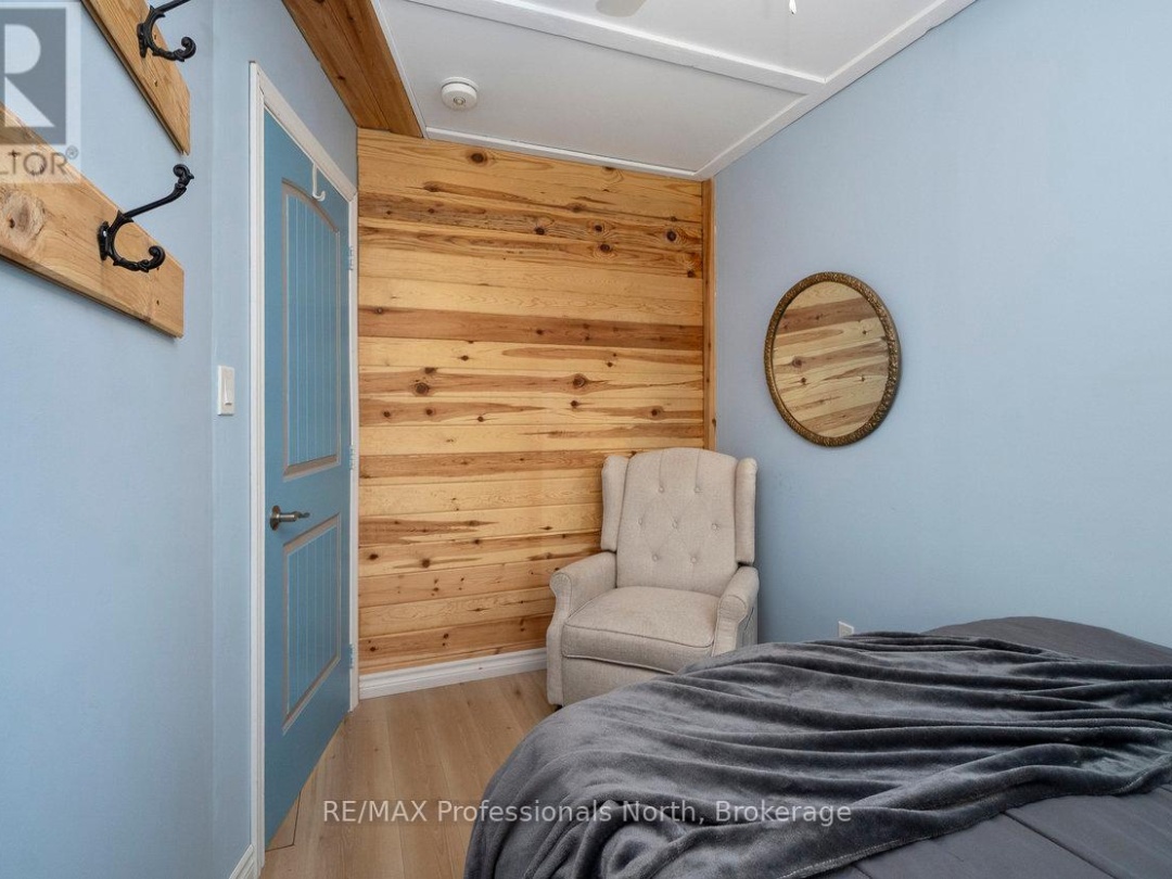 1059 TIFFANY LANE, 