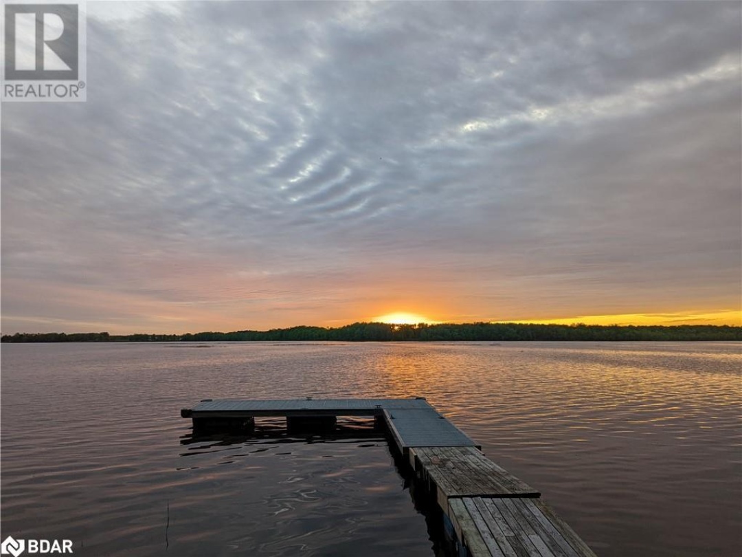187 Campbell Beach Road, Dalrymple Lake