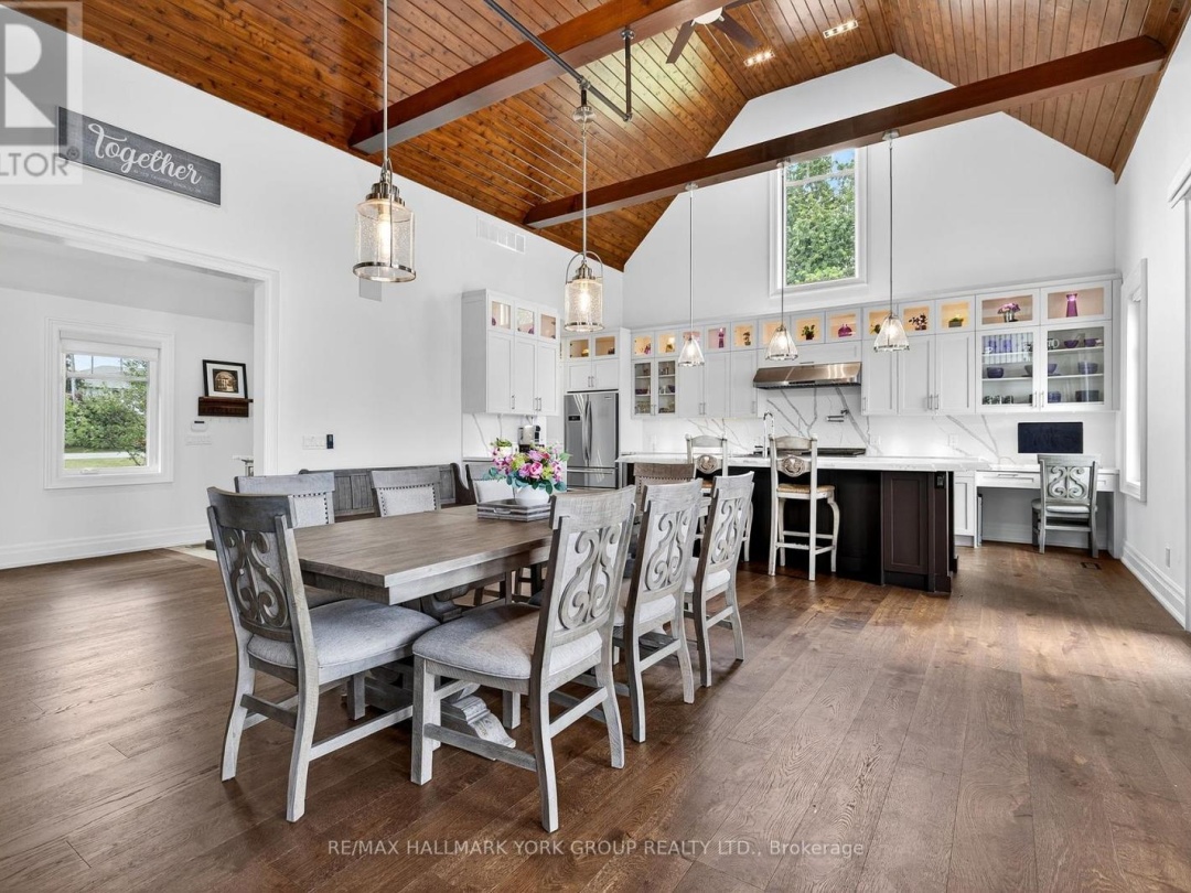 10 GRILLS ROAD, 